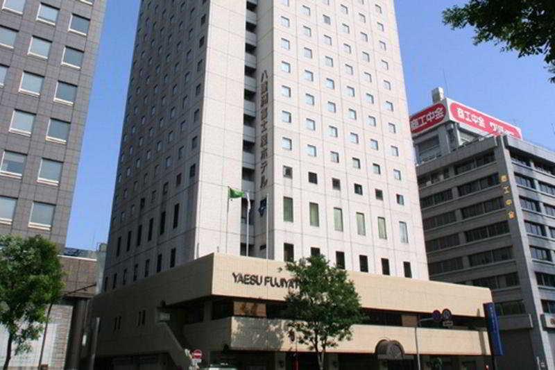 Отель Yaesu Fujiya Токио Экстерьер фото